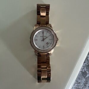 Michael Kors Rose Gold Timepiece with White Dial
